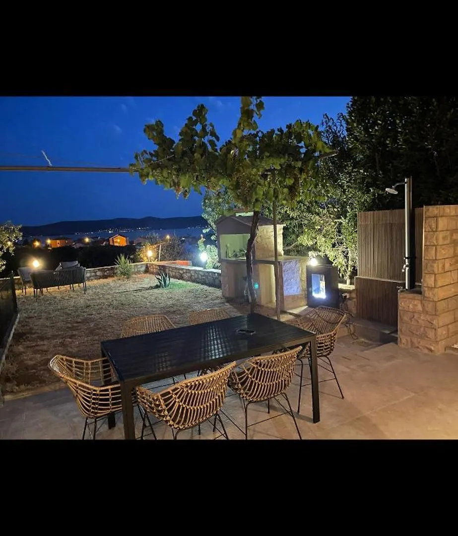 Tustica Apartment Sveti Petar